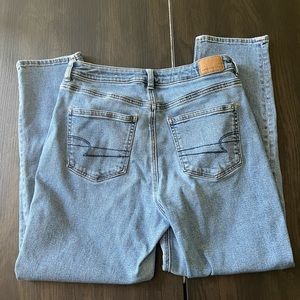 American eagle mom Jean size 10